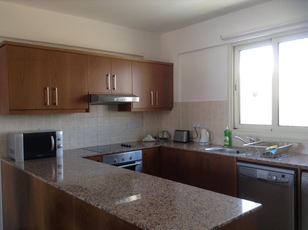 Adriana Holiday Resort Paphos Rum bild