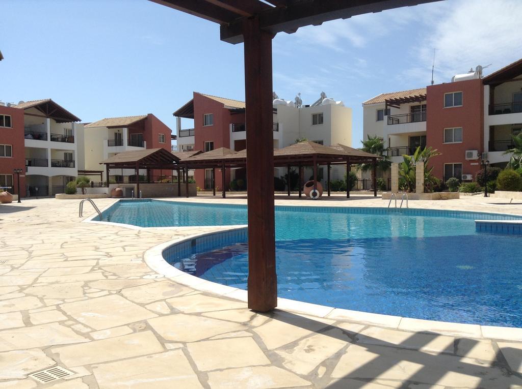 Adriana Holiday Resort Paphos Exteriör bild