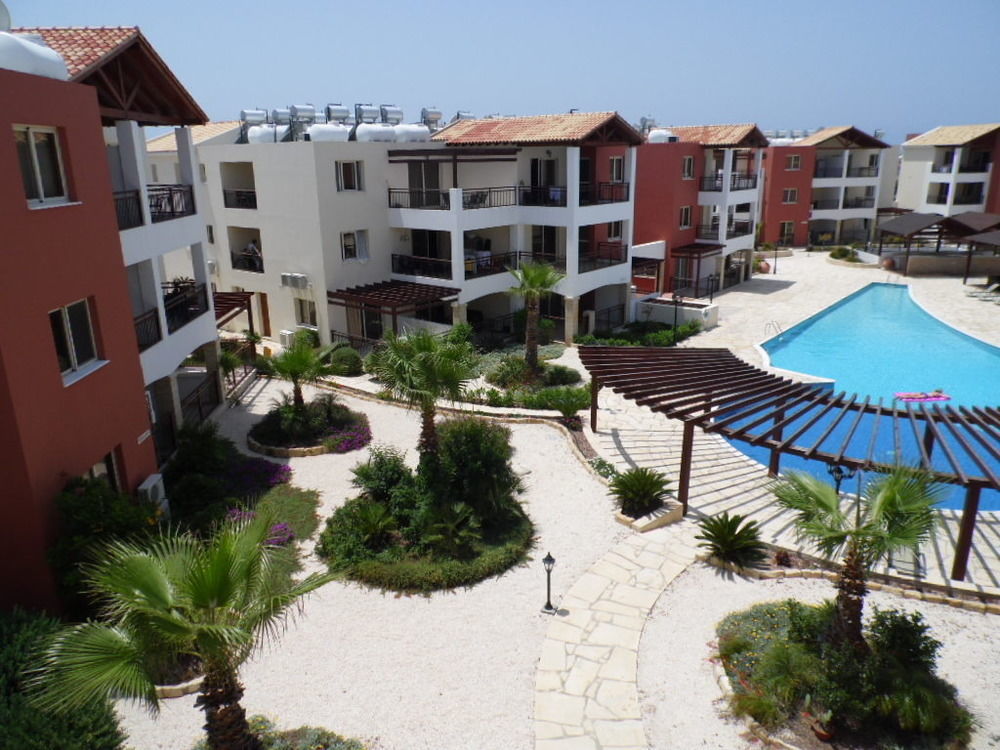 Adriana Holiday Resort Paphos Exteriör bild